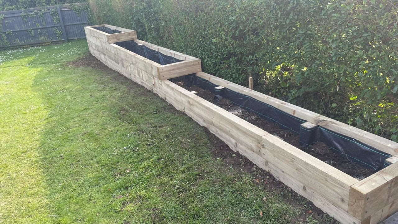 Flower bed 
